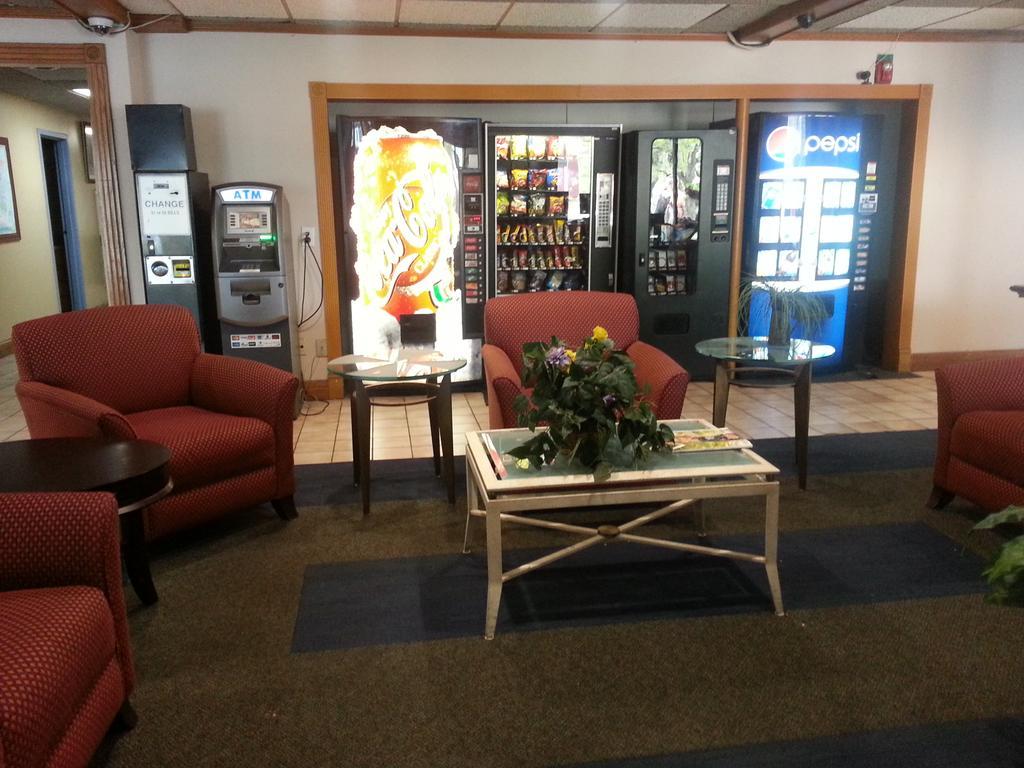 America'S Best Inn & Suites Clarksville Кларксвил Екстериор снимка